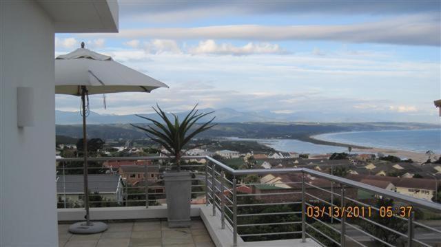 Aquavit Guest House Plettenbergbaai Buitenkant foto